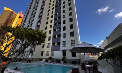 Apartamento para locação anual no Paradise Flat, em Ponta Negra, 2/4, totalmente mobiliado.