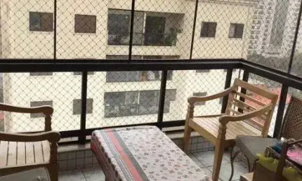 Imóvel para venda possui 200 metros quadrados com 4 quartos em Moema - São Paulo - SP