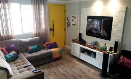 Linda Casa, Próxima a mercado, escola, Faculdade, mobiliada, 2 suíte, 2 vagas de garagem, 115m2,