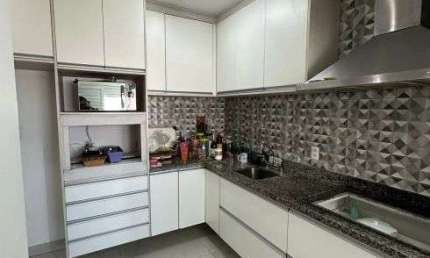 Imóvel para venda possui 114 metros quadrados com 3 quartos em Centro - Diadema - SP