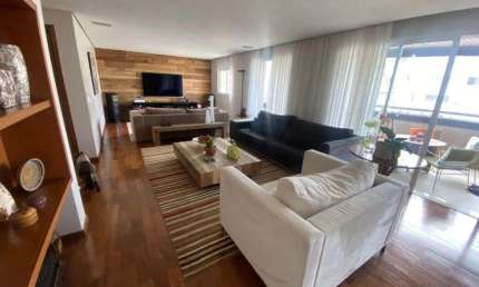 Imóvel para venda possui 200 metros quadrados com 3 quartos em Indianópolis - São Paulo - SP