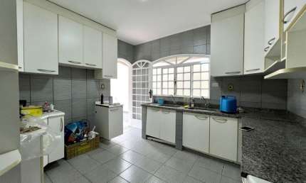 Casa com 3 quartos à venda no Cambuci, São Paulo 