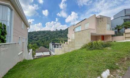 Terreno à venda, 360 m² por R$ 615.000,00 - Valville 1 - Santana de Parnaíba/SP
