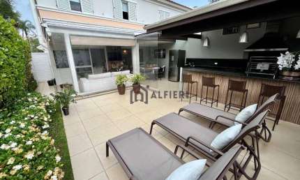 Casa com 3 dormitórios à venda, 160 m² por R$ 2.500.000 - Tamboré 05 - Santana de Parnaíba/SP