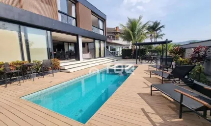 Casa com 4 dormitórios à venda, 450 m² por R$ 6.900.000,00 - Alphaville 11 - Santana de Parnaíba/SP