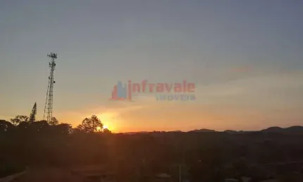 Chácara com 3 quartos, Chácaras Santa Maria, Jacareí - R$ 340 mil, Cod: 10189