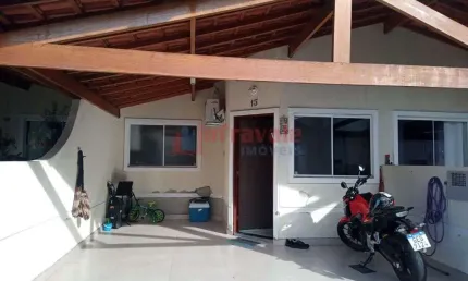 Casa de Condomínio com 2 quartos, Bandeira Branca, Jacareí - R$ 320 mil, Cod: 14237