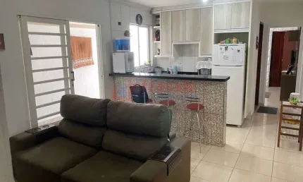 Casa de Condomínio com 2 quartos, Parque Califórnia, Jacareí - R$ 320 mil, Cod: 14238