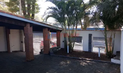Casa com 4 quartos, Jardim América, Jacareí - R$ 690 mil, Cod: 11895