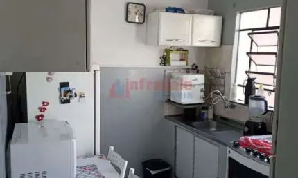 Casa com 3 quartos, Parque Santo Antônio, Jacareí - R$ 400 mil, Cod: 13612
