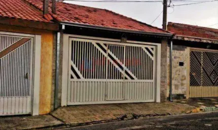 Casa com 3 quartos, Vila Zezé, Jacareí - R$ 300 mil, Cod: 7709