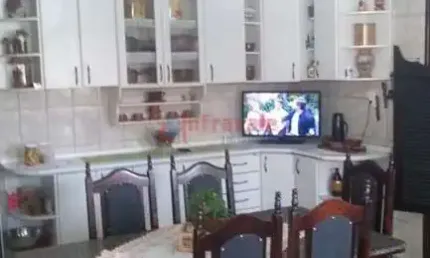 Casa com 4 dorms, Jardim Santa Maria, Jacareí - R$ 650 mil, Cod: 13951
