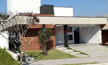 Casa de Condomínio com 3 quartos, Bairro do Grama, Caçapava - R$ 1.17 mi, Cod: 13880