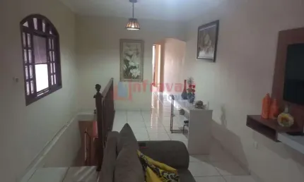 Casa com 2 quartos, Parque Santo Antônio, Jacareí - R$ 290 mil, Cod: 13663