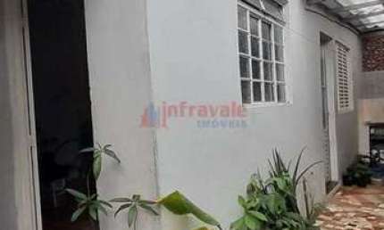 Casa com 3 quartos, Conjunto São Benedito, Jacareí - R$ 240 mil, Cod: 12056