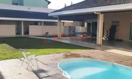 Sobrado com 3 quartos, Jardim Santa Maria, Jacareí - R$ 1.3 mi, Cod: 10928