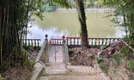 Chácara com 4 dorms, Centro, Guararema - R$ 1.45 mi, Cod: 11465