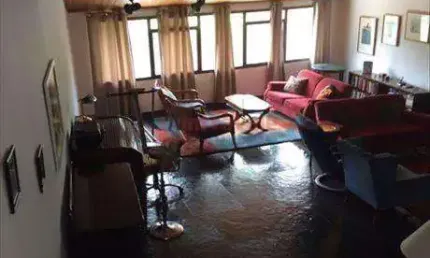 Casa com 3 dorms, Centro, Jacareí - R$ 750 mil, Cod: 7824