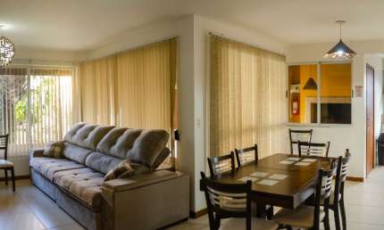 Casa incrível em Floripa – Viva do lado da praia e com todo conforto!