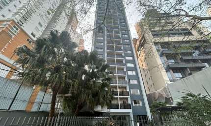 Apartamento com 2 quartos para alugar na Avenida Silva Jardim, 2494, Água Verde, Curitiba por R$ 7.000