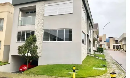 Casa em condomínio fechado com 4 quartos à venda na Rua Pedro Skora, 38, Tingui, Curitiba por R$ 2.733.000