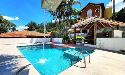 Chácara com 3 quartos à venda, 450m² - Cacéia - Mairiporã/SP