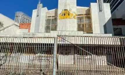 TERRENO COMERCIAL , OPORTUNIDADE PARA CONSTRUÇÃO DE PRÉDIOS !!