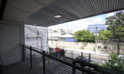Prédio para alugar na Água Branca, São Paulo 