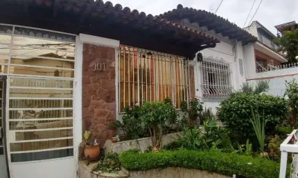 Casa com 4 quartos à venda na Vila Monumento, São Paulo 