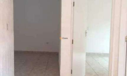 Casa com 2 Quartos para alugar, 80m² - Vila Guarani Zona Sul
