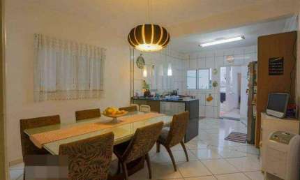 SOBRADO à venda, 3 quartos, 3 suítes, 4 vagas, Vila Santo Estéfano - São Paulo/SP