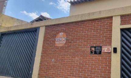 EXCELENTE CASA RESIDENCIAL MAIS ESTABELECIMENTO COMERCIAL À VENDA, CONTENDO UM LOTE DE 500 M2