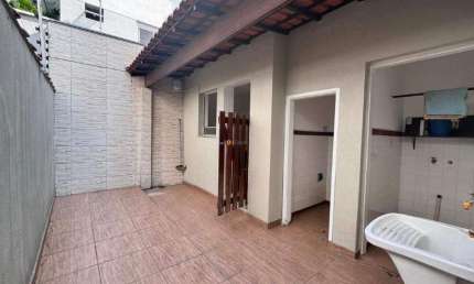 Casa espaçosa e reformada em localização privilegiada do Ipiranga!