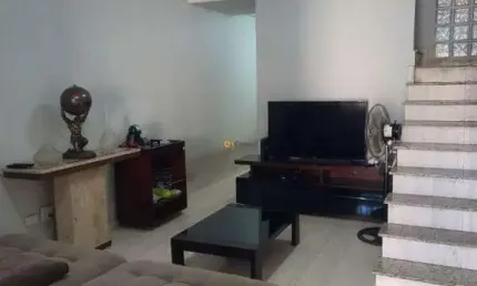 Sobrado espaçoso com 3 dormitórios e área gourmet na vila moinho velho – são paulo/sp