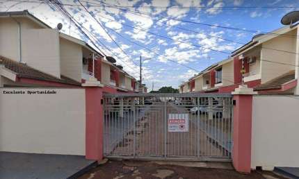 Casa em Condomínio para Venda em Várzea Grande, Jardim Aeroporto, 3 dormitórios, 1 suíte, 3 banheiros, 2 vagas