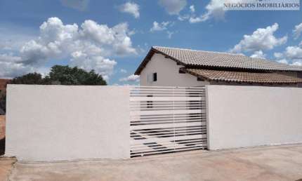 Casa para Venda em Várzea Grande, Paiáguas, 2 dormitórios, 1 suíte, 2 banheiros, 4 vagas