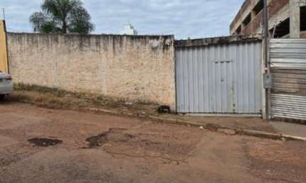 Casa para Venda em Cuiabá, ARAÉS, 4 dormitórios, 2 suítes, 5 banheiros, 5 vagas