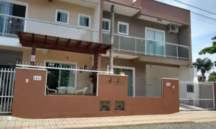 SOBRADO GEMINADO 02 SUÍTES À VENDA, R$ 600.000,00 BAIRRO ITACOLUMI EM BALNEÁRIO PIÇARRAS