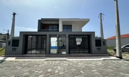 CASA SOBRADO, ALTO PADRÃO 3 DORMITÓRIOS, CENTRO, 600 METROS DO MAR, R$945.000,00, NAVEGANTES/SC