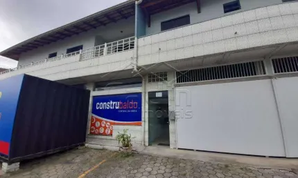 APARTAMENTO PARA ALUGAR, R$ 3.000,00 BAIRRO GRAVATÁ NAVEGANTES/SC.