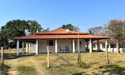 Chácara para Venda em Pinhalzinho, CENTRO, 3 dormitórios, 1 suíte, 1 banheiro, 13 vagas