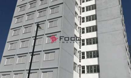 Apartamento térreo - Ed Morada dos Pássaros - Vila Marcarenhas - 1 suíte com closet - 48m²