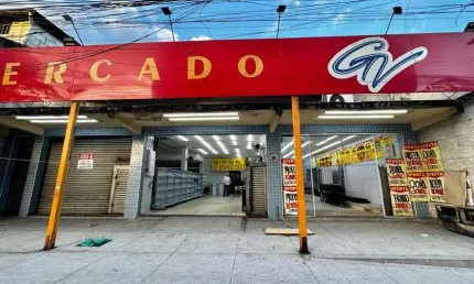 Sala comercial para alugar na Rua Vicente de Lima Cleto, 620, Nova Cidade, São Gonçalo