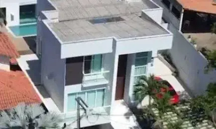 Casa à Venda no Condomínio Ubá IV – 252m² | 3 Quartos | 2 Suítes | Lazer Completo!