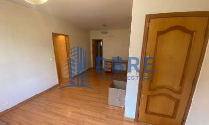 PREÇO REDUZIDO  - Amplo Apto - 3 Quartos (1suite)  2 WC + Dep.Empregada. Ótima Localização