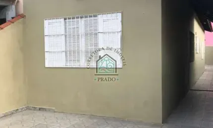 CASA COM 2 DORMS - PRÓXIMO A PRAIA - JD.PRAIA GRANDE/MONGAGUÁ
