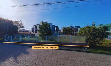 INVESTIMENTO CERTO EM GAROPABA- CONFORTO, RENTABILIDADE E LOCALIZAÇÃO PRIVILEGIADA!