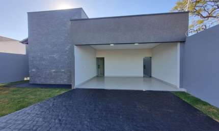 Casa com 3 quartos à venda na Avenida Maria Vieira Cunha, 584, Setor Epaminondas II, Jataí, 150 m2 por R$ 890.000