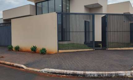 Casa com 3 quartos à venda na Rua 10, 4, Residencial das Brisas, Jataí