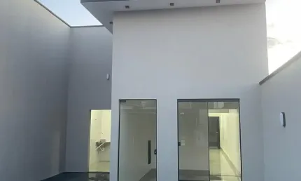 Casa a venda jardim europa, com área total de 180 metros quadrados, sendo 91,62 de área construída